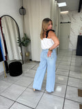 LightDenim VShape Jeans
