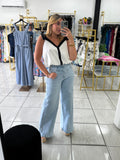 LightDenim VShape Jeans